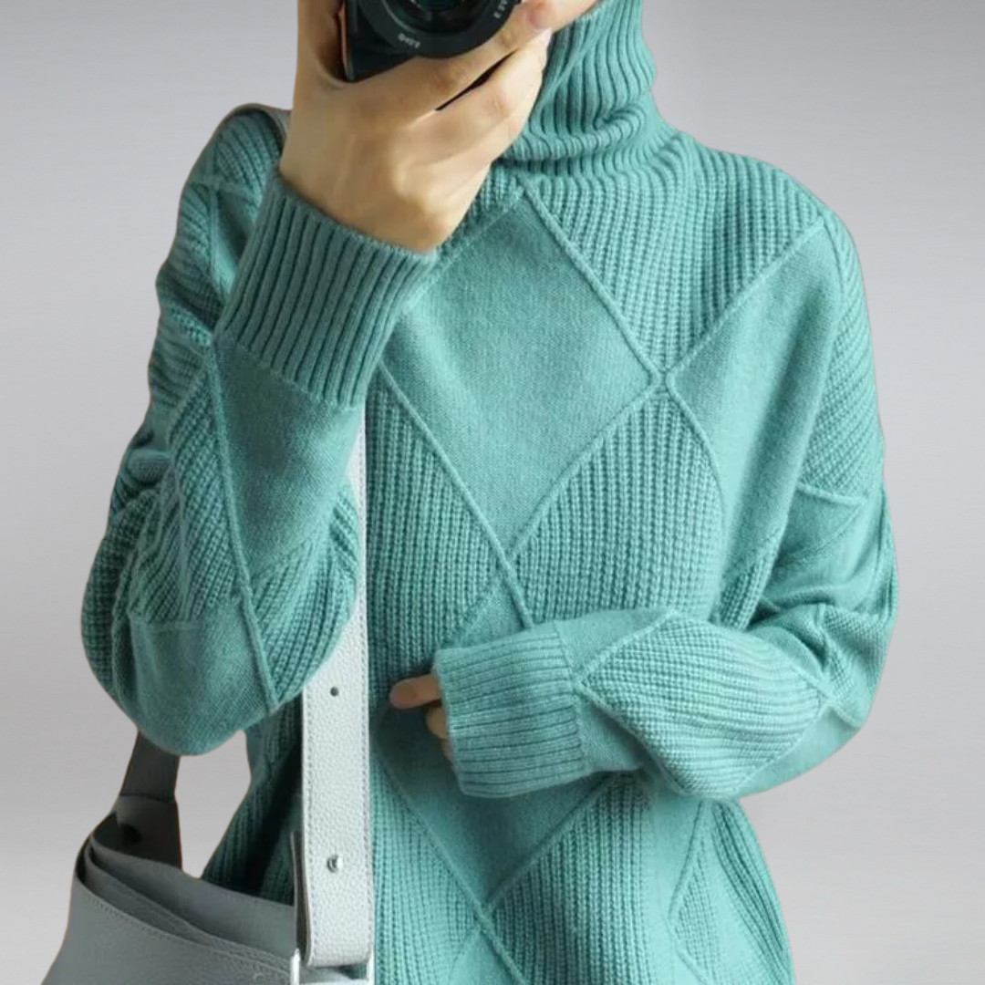 Hope | Winter-Ready Women's Cashmere Turtleneck Sweater