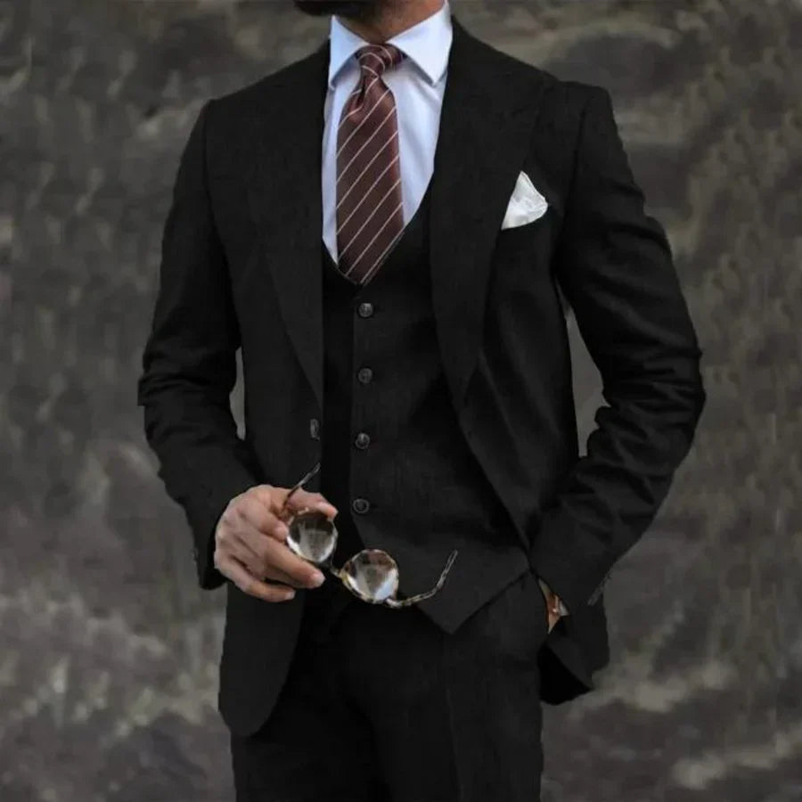 Lightweight Men's Suit, Three-Piece with Turn-Down Collar