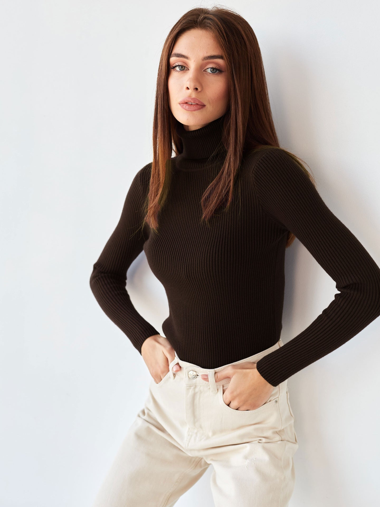 Ava | Winter-Ready Women's Classic Turtleneck Sweater