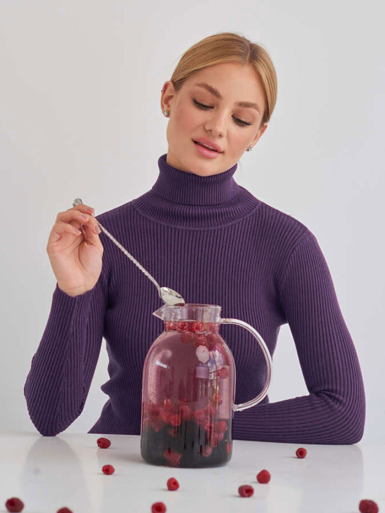 Ava | Winter-Ready Women's Classic Turtleneck Sweater