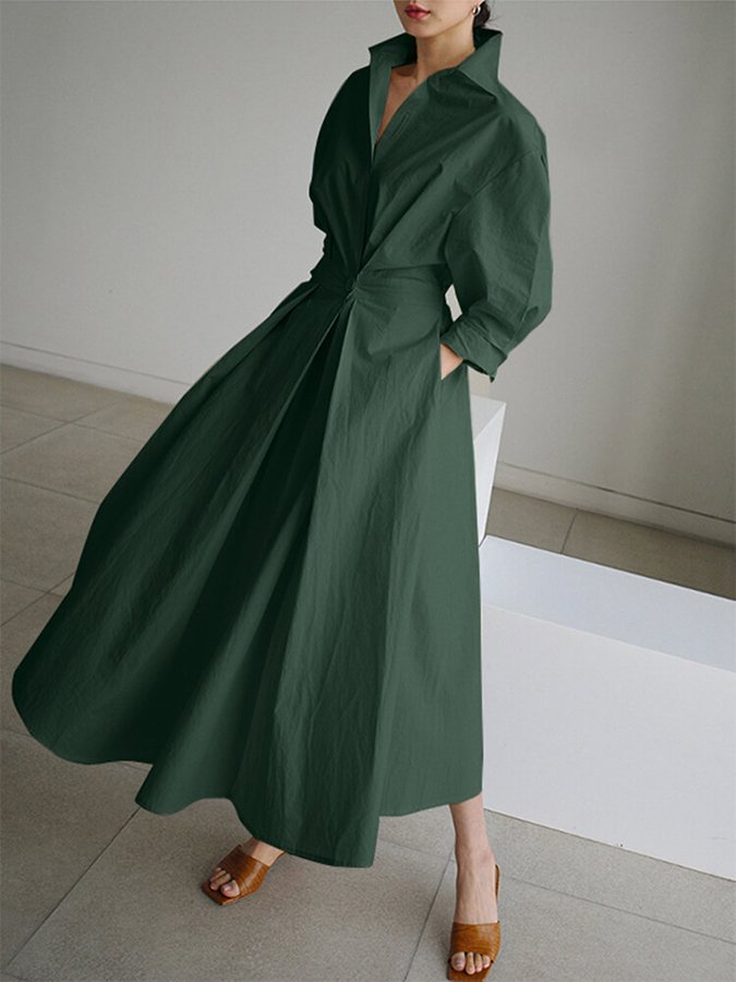 Elegant Midi Dress with Buttons