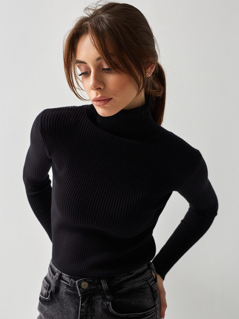 Ava | Winter-Ready Women's Classic Turtleneck Sweater