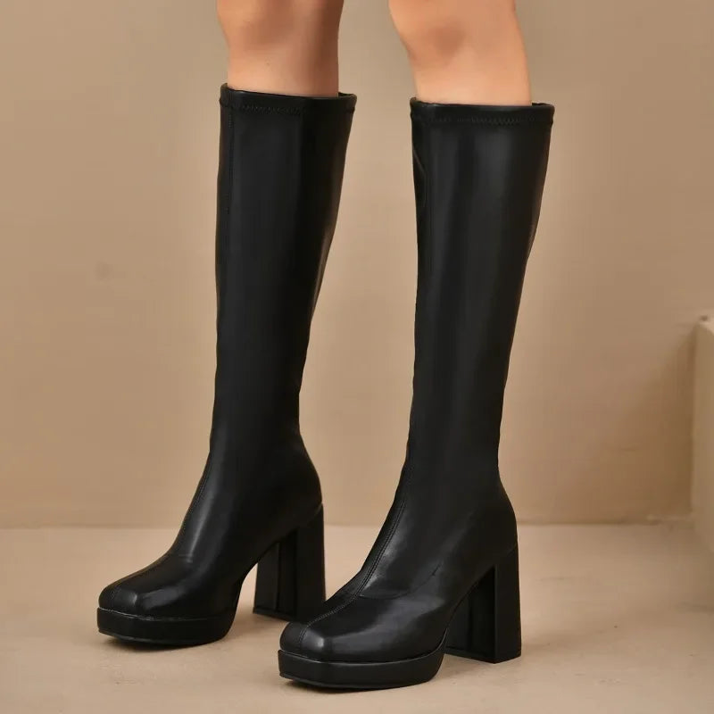 Luna | Winter Chic Overknee Boots with Chunky Heel