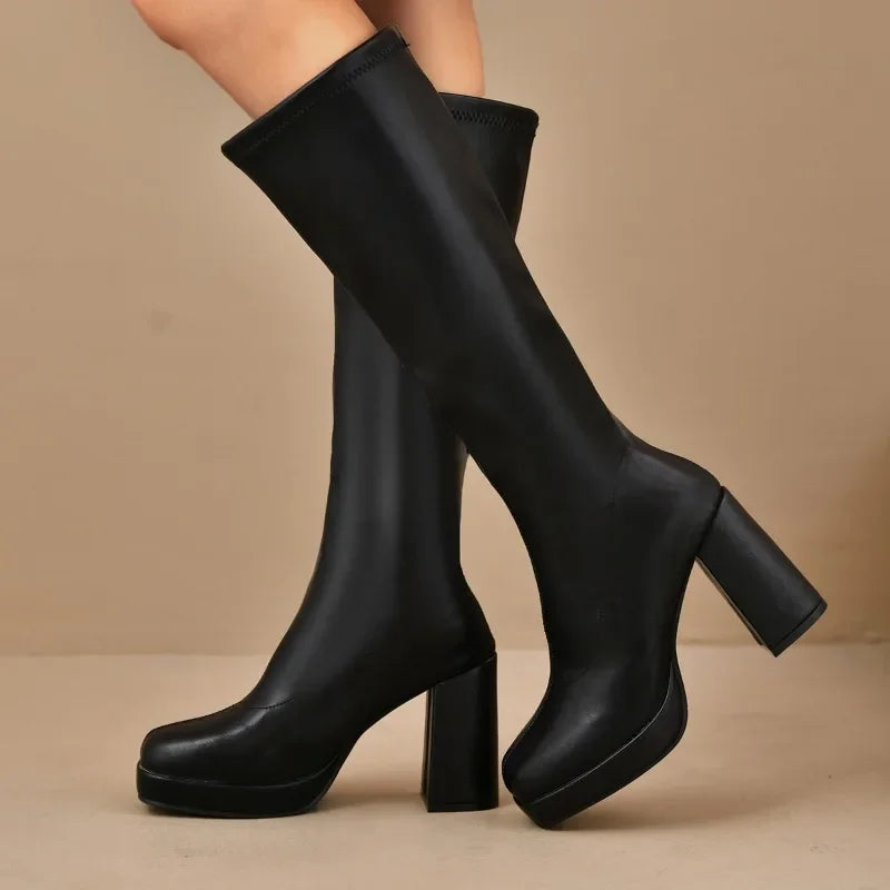 Luna | Winter Chic Overknee Boots with Chunky Heel