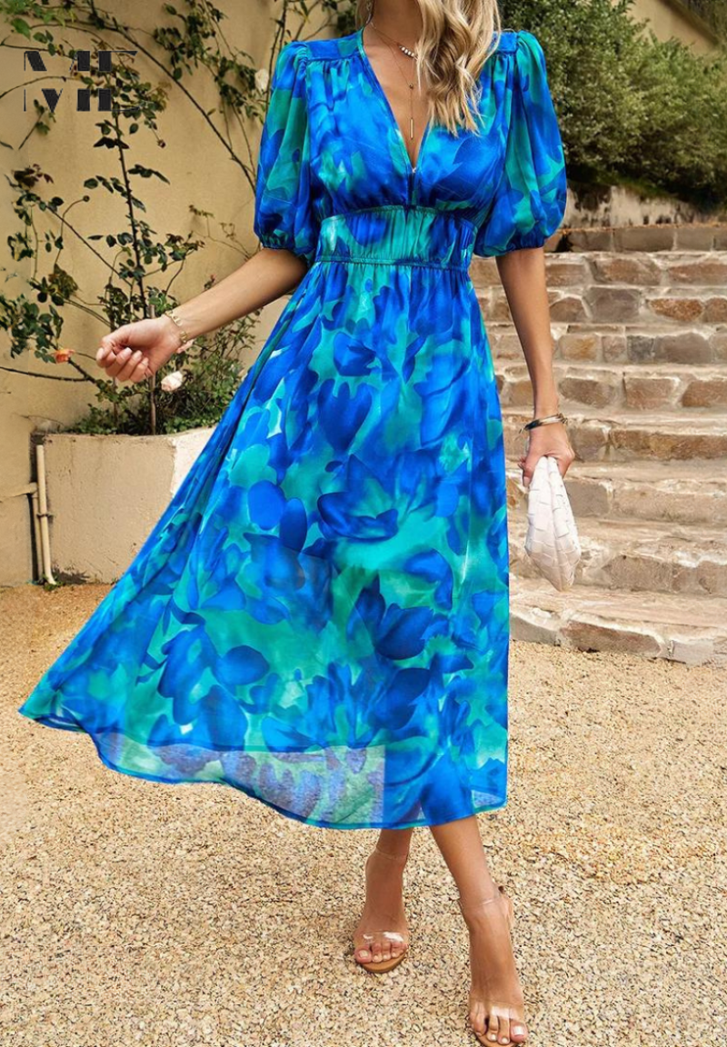 Roxanne | Chic Floral Midi Dress with Flair