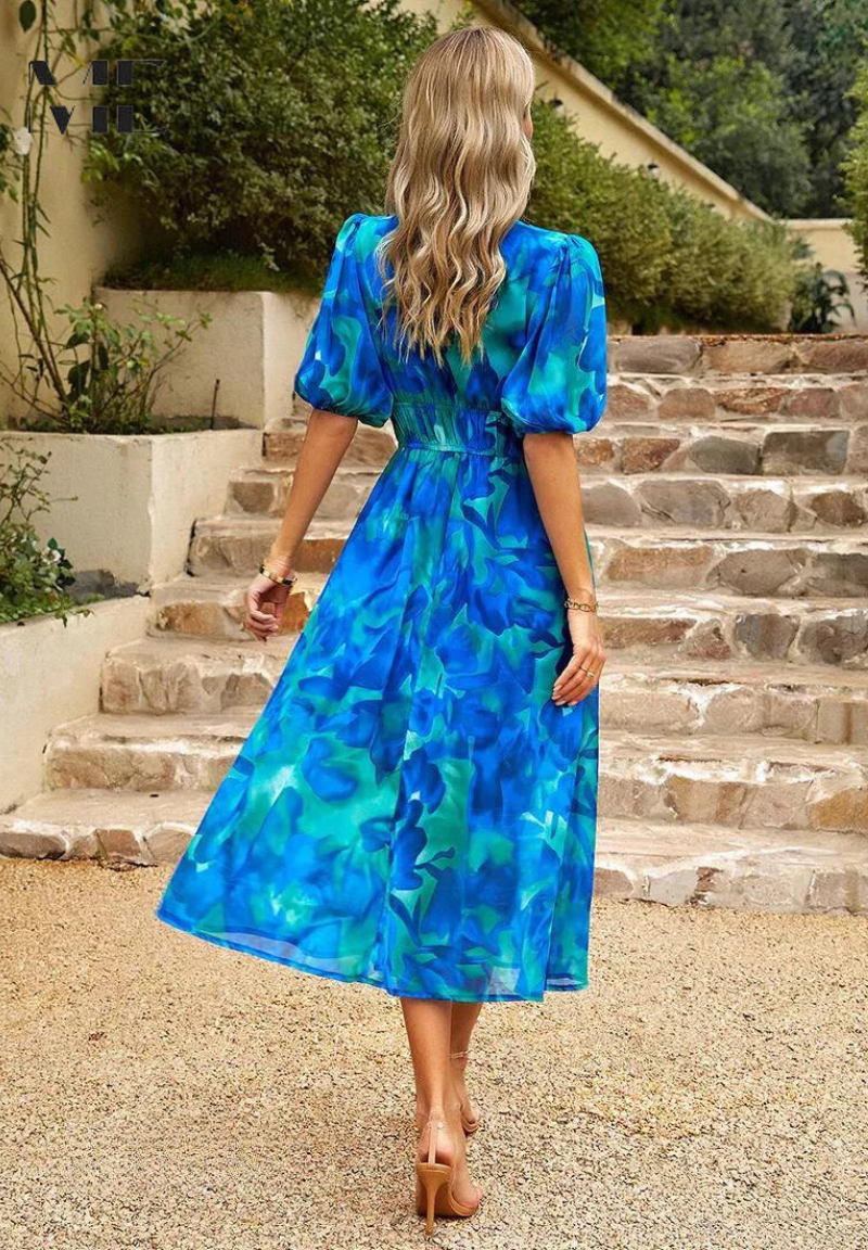 Roxanne | Chic Floral Midi Dress with Flair