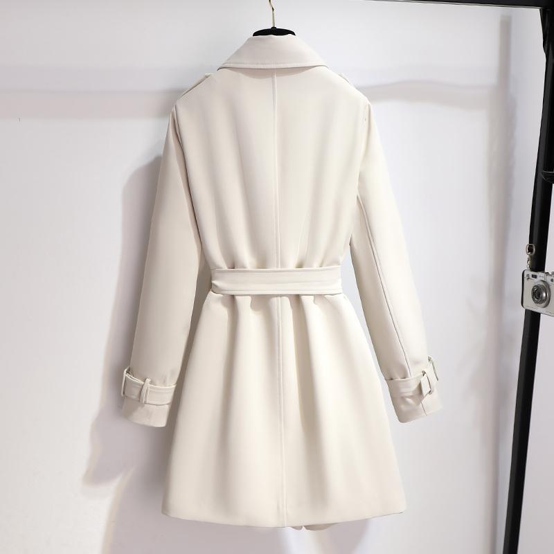 Sophie | Elegant Women's Trenchcoat in White
