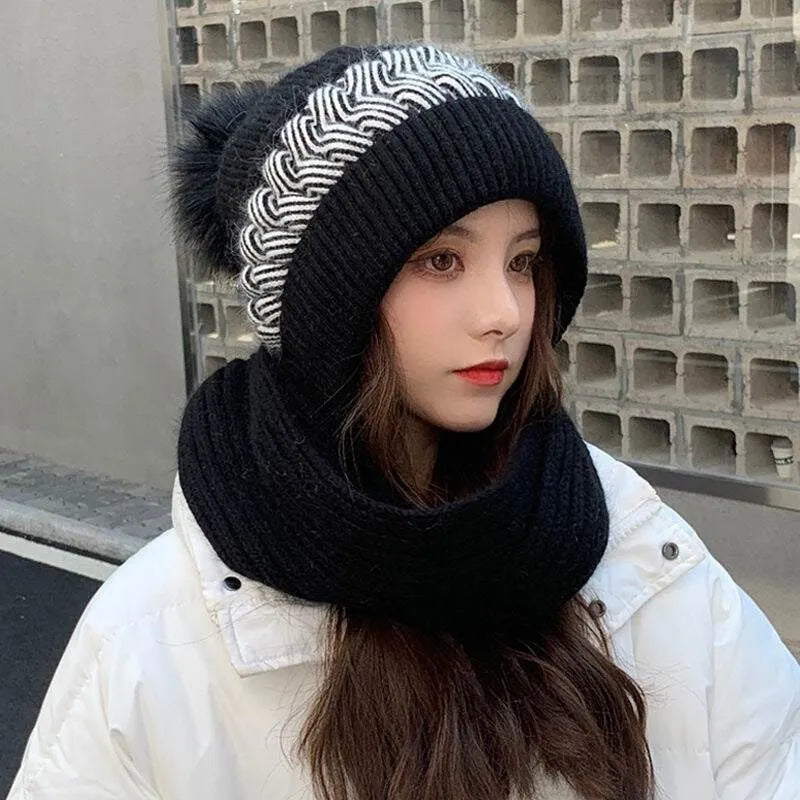 Women's Knitted Beanie with Pom-Pom Hood