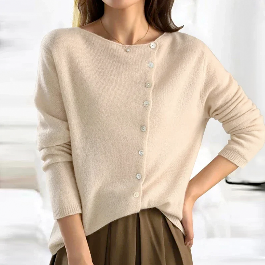 Ivy | Elegant Women's Cardigan with Button Closure