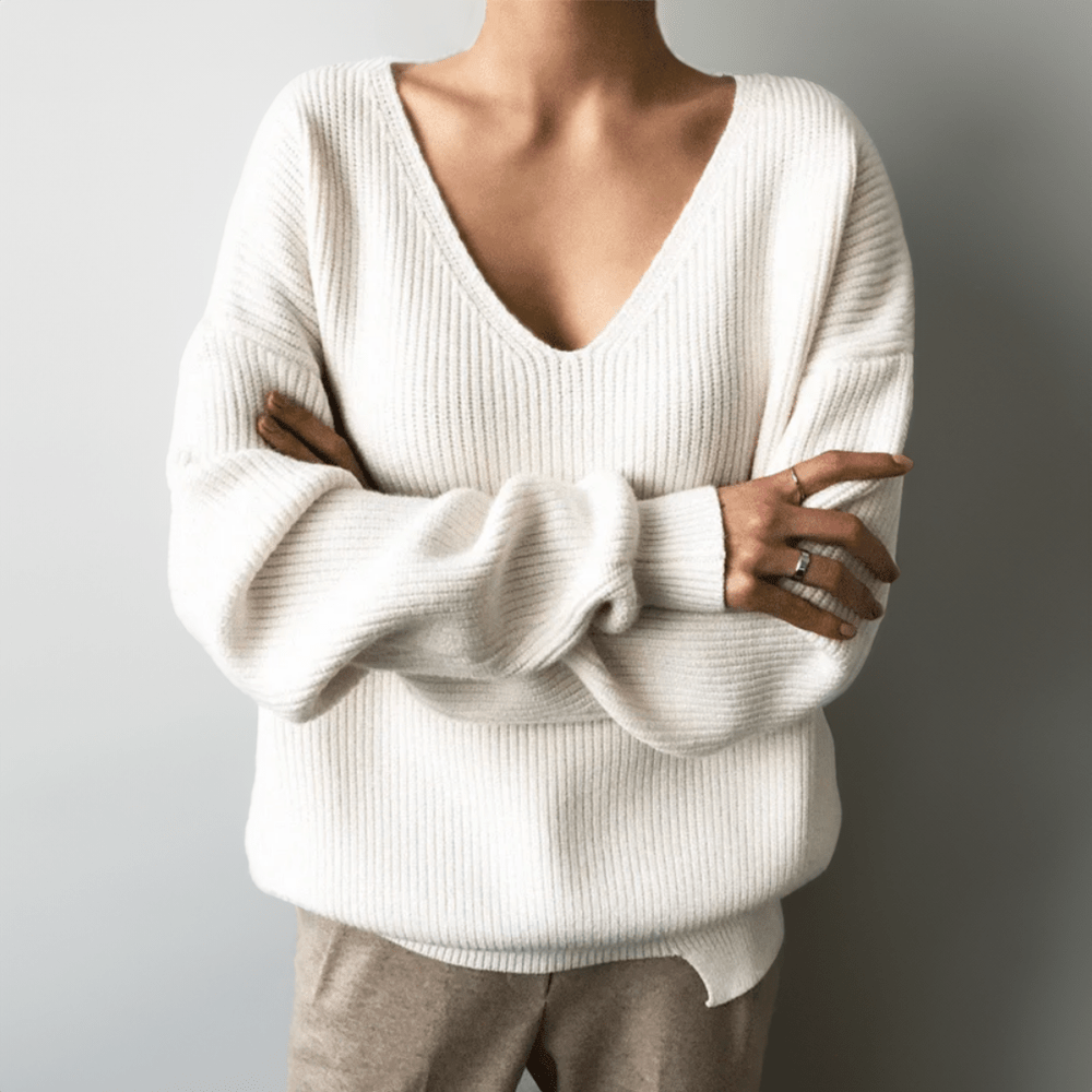 Noa | Cozy V-Neck Knit Sweater for Winter
