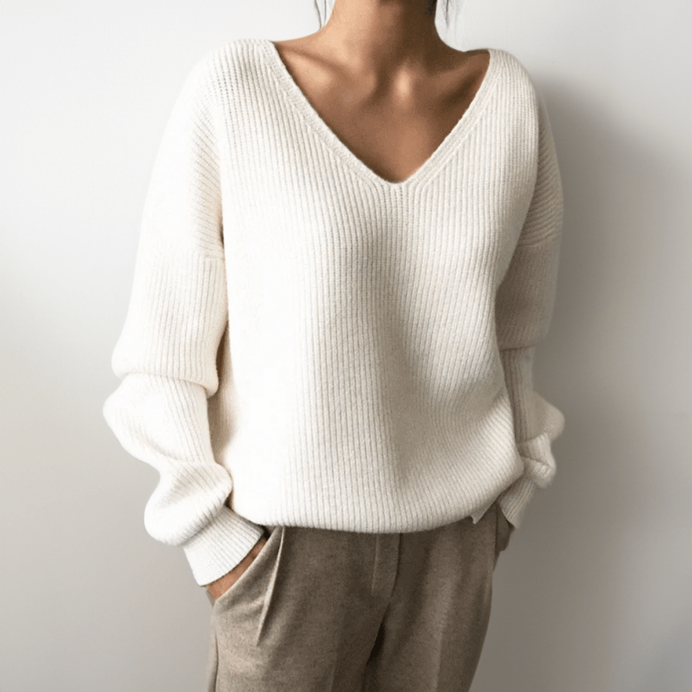 Noa | Cozy V-Neck Knit Sweater for Winter