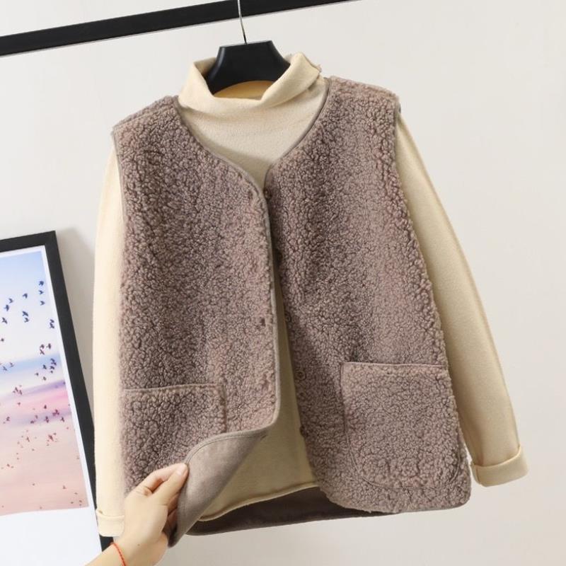 Emma | Cozy Short Teddy Vest for Women