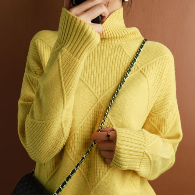 Ella | Cozy Women's Turtleneck Sweater for Winter