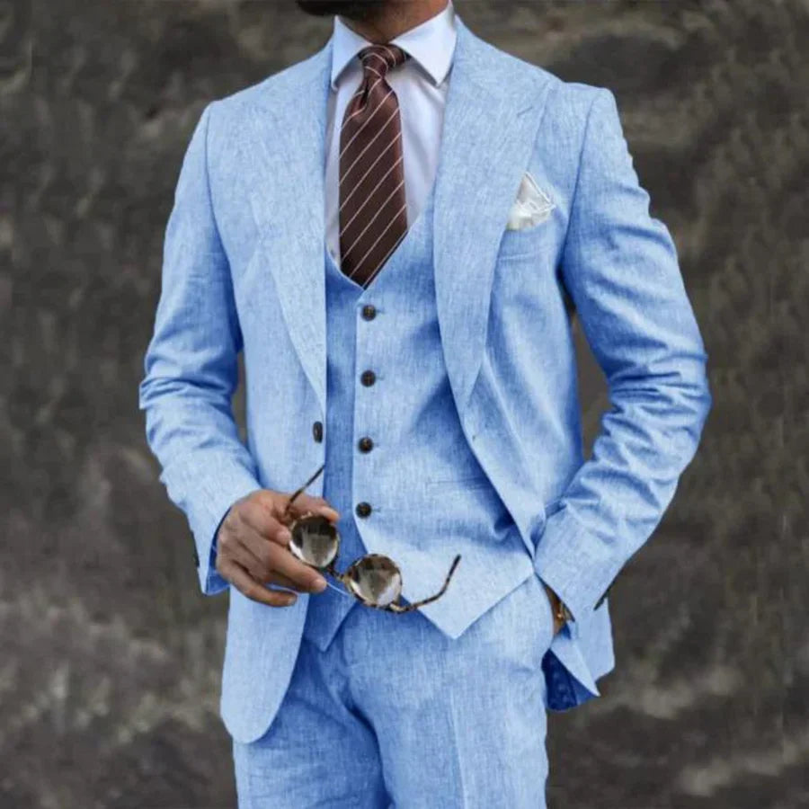 Lightweight Men's Suit, Three-Piece with Turn-Down Collar