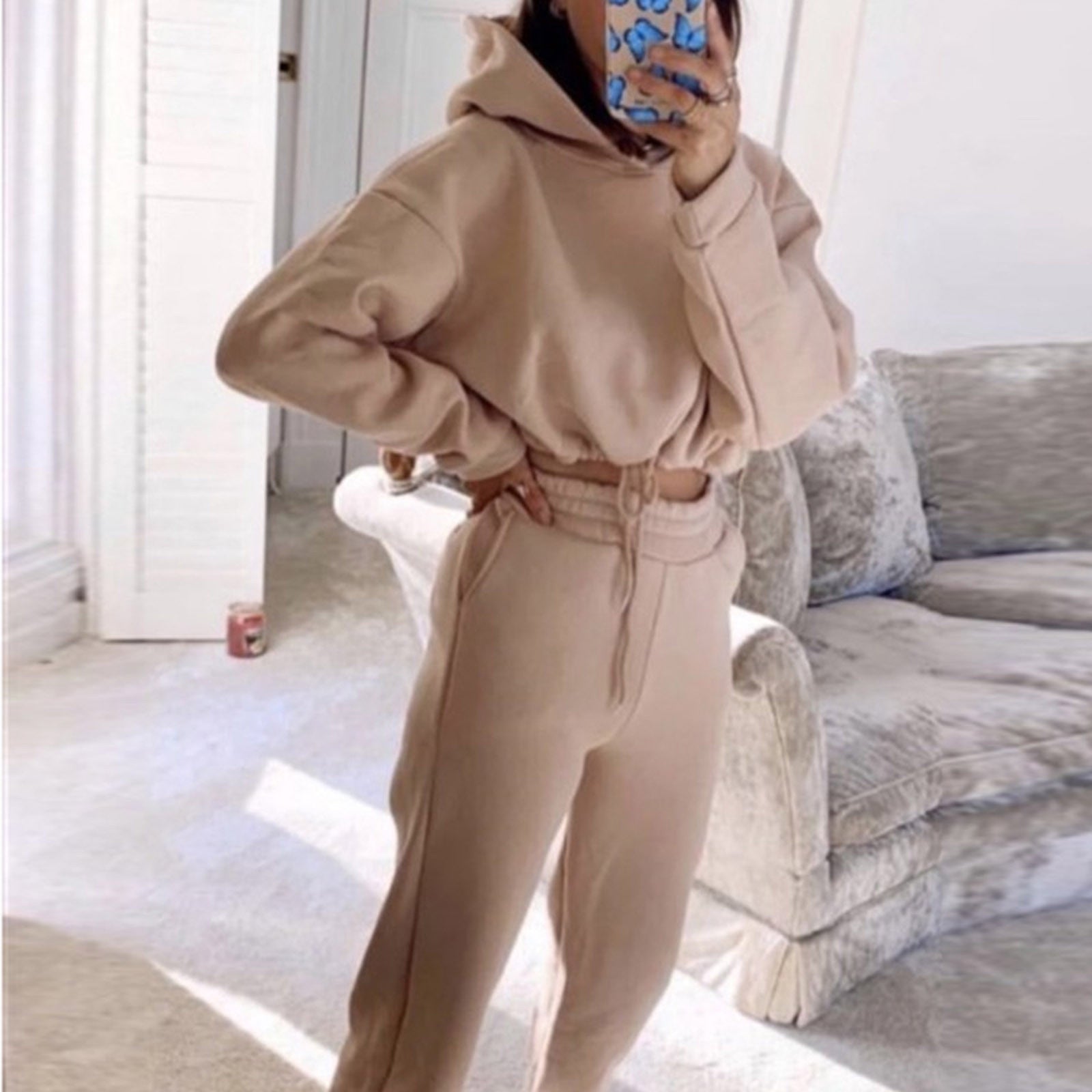 Women's Two-Piece Jogger Set with Cropped Hoodie