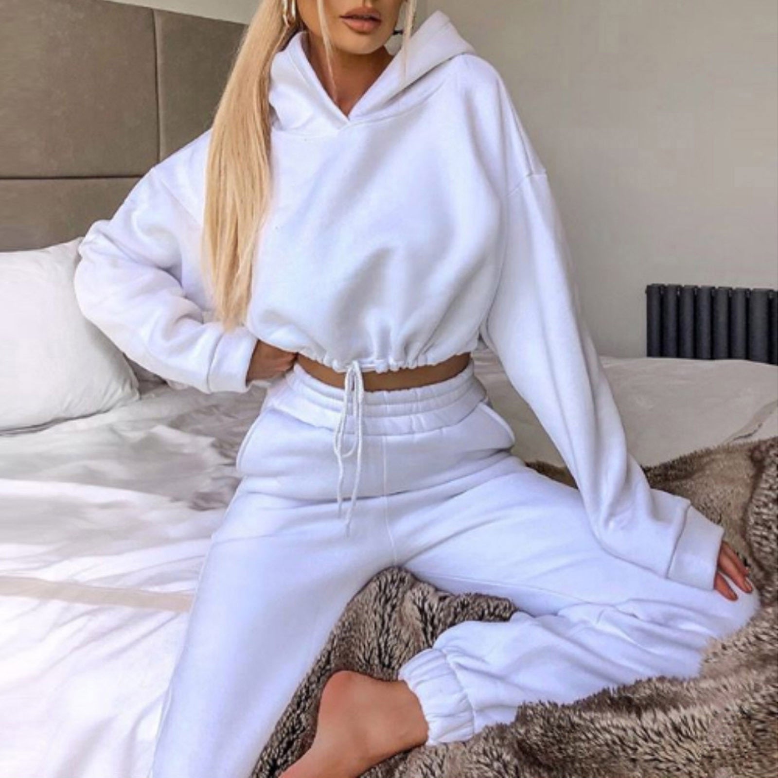 Women's Two-Piece Jogger Set with Cropped Hoodie
