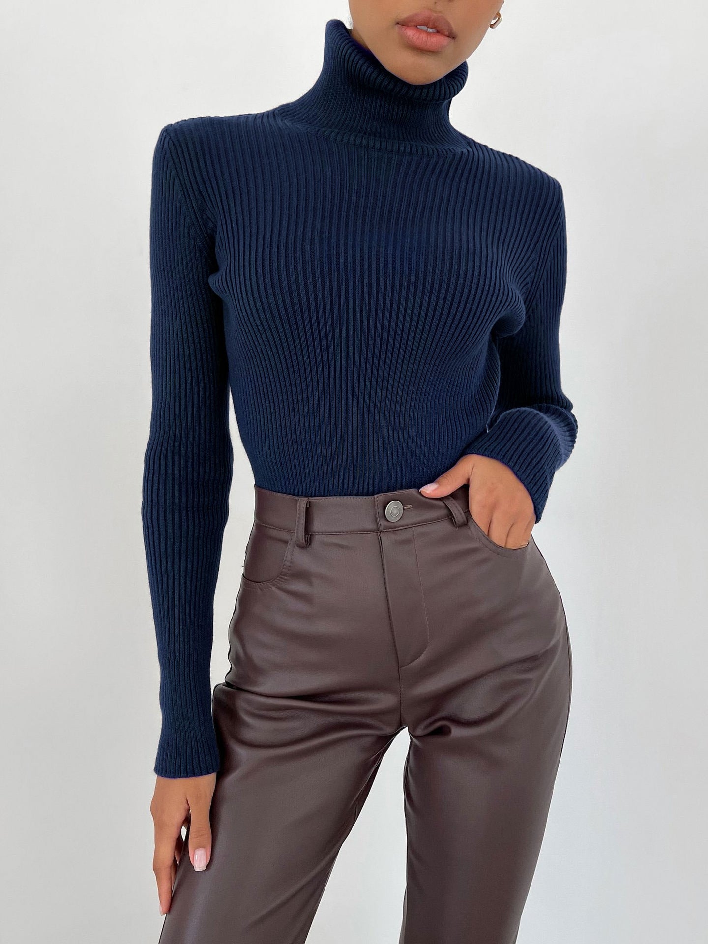 Ava | Winter-Ready Women's Classic Turtleneck Sweater
