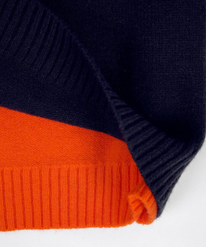 Luna | Women's Graphic Urban Style Sweater