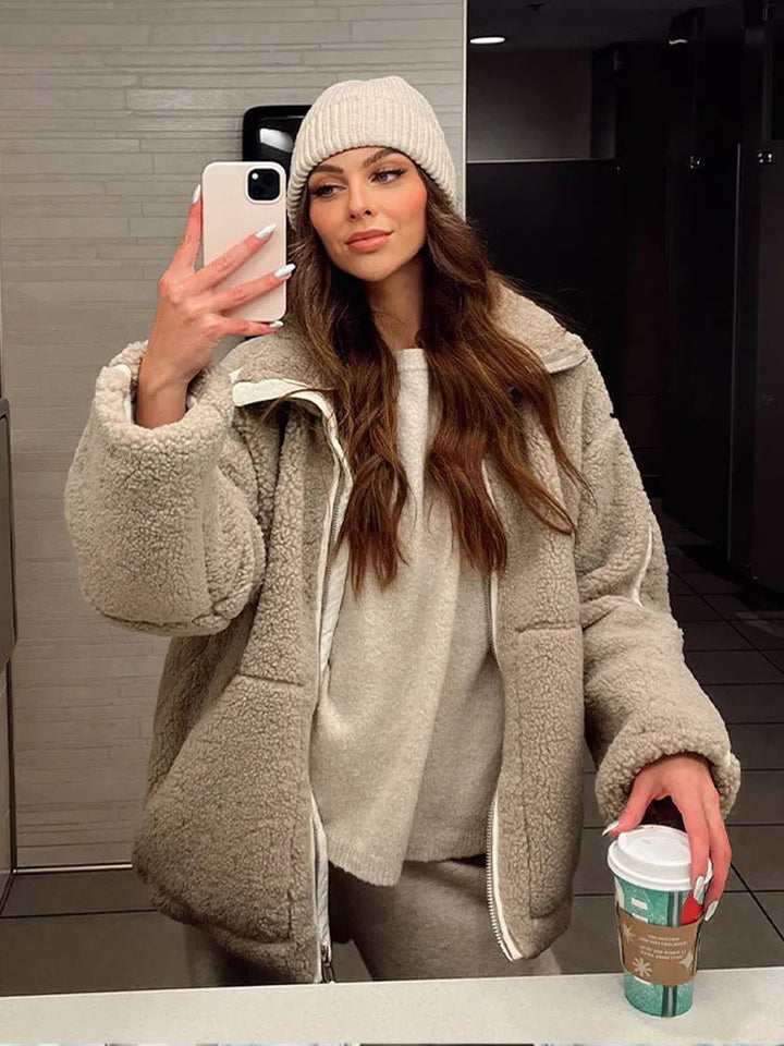 Tess | Cozy Women's Teddy Jacket with Zipper