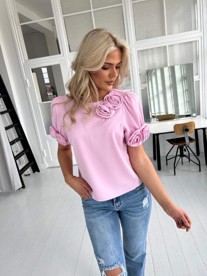 Ariel | Chic Botanical Print Top