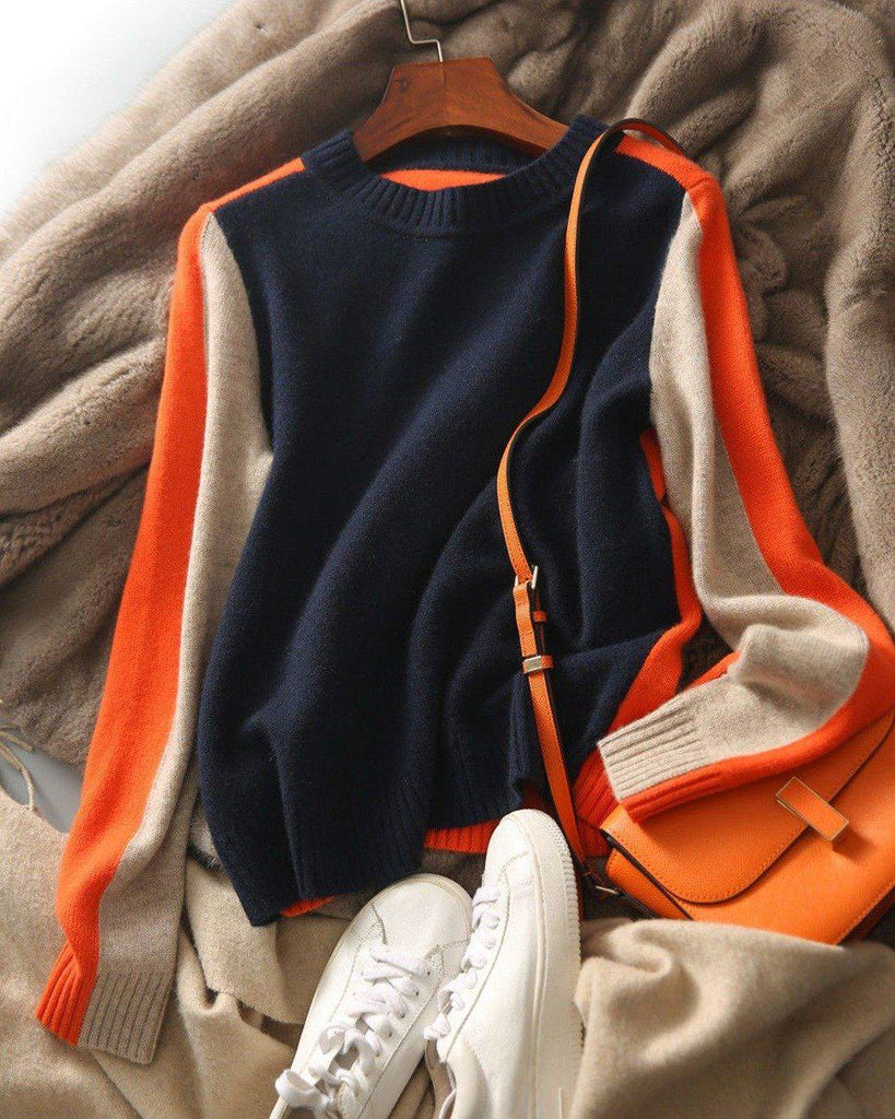 Luna | Women's Graphic Urban Style Sweater