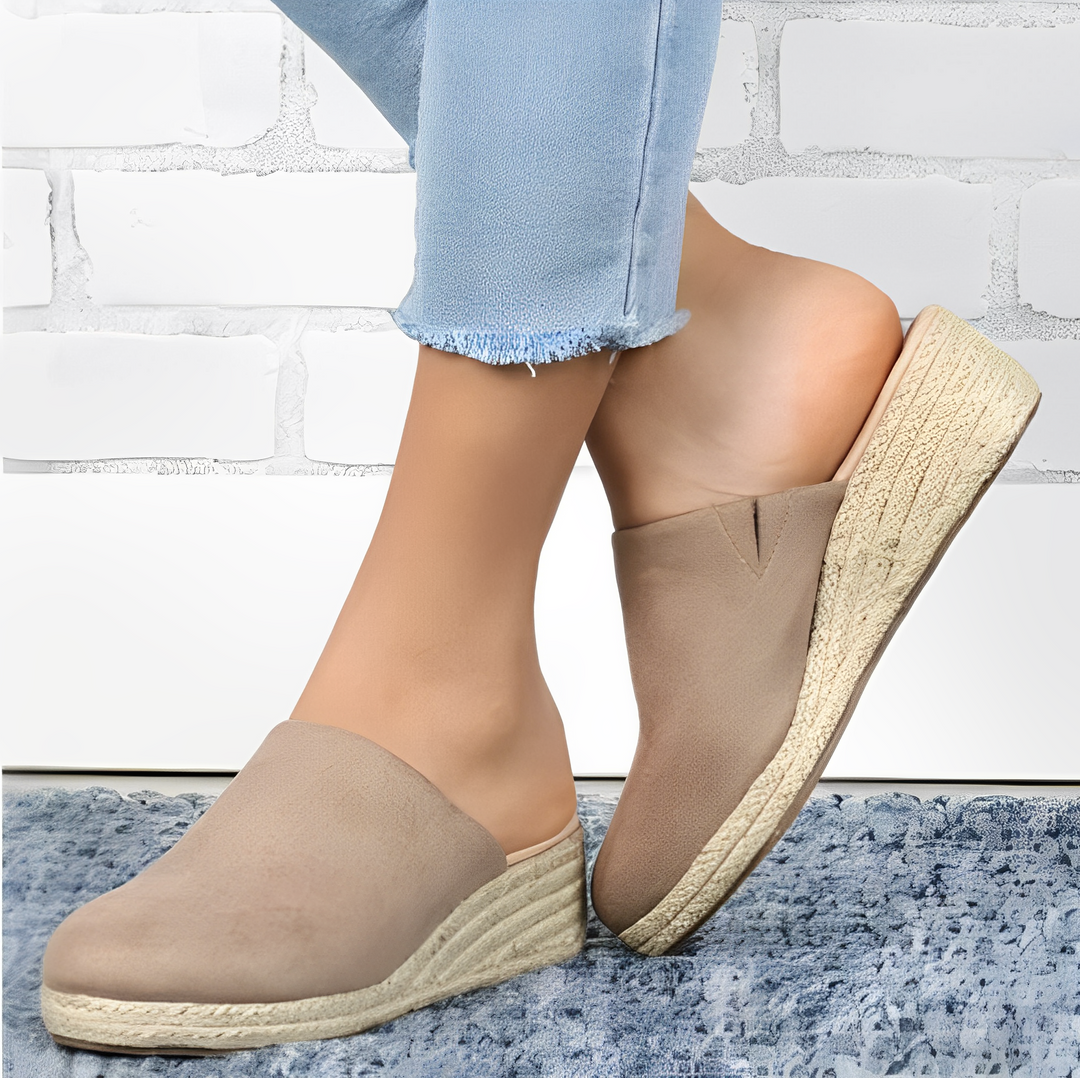 Bella | Chic Travel-Ready Summer Mules