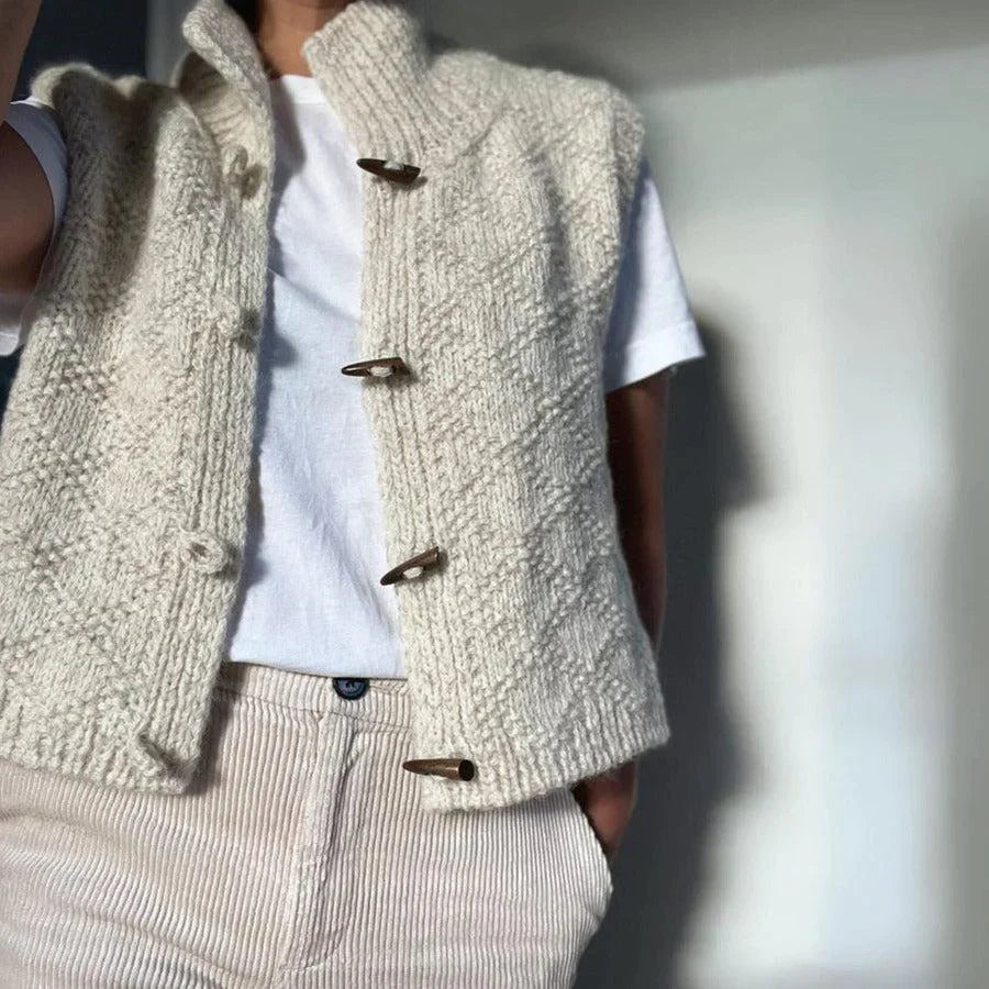 Zoe | Essential Sleeveless Vest for Everyday Wear