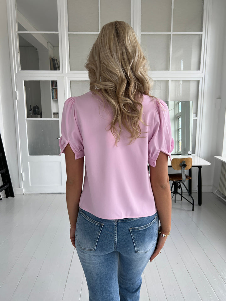 Ariel | Chic Botanical Print Top