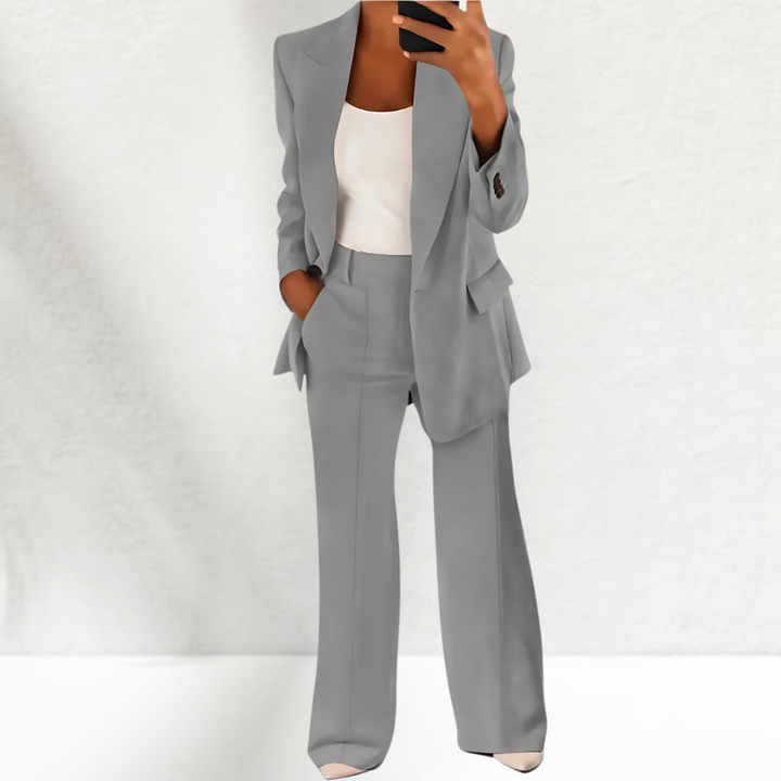 Elegant Jumpsuit with Wide Legs
