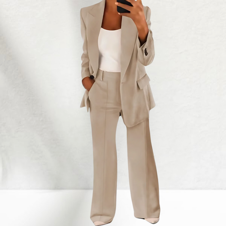 Elegant Jumpsuit with Wide Legs