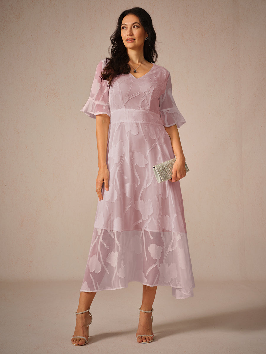 Kyla | Chic Midi Dress with Lace Accents