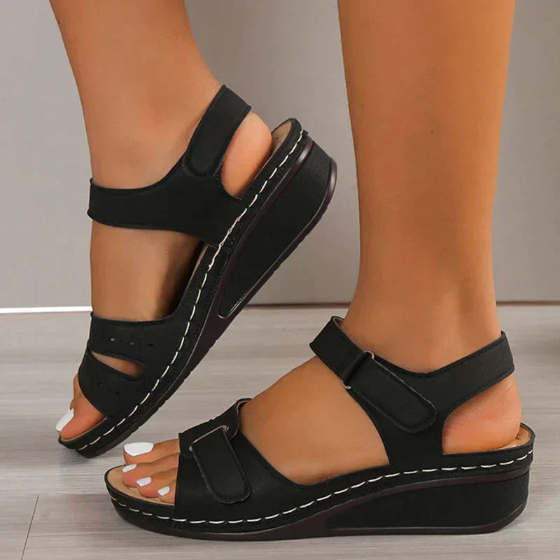 Chloe – Orthopedic elegant sandals