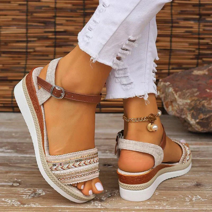 Violet | Chic Coastal Sandals for Sunny Days