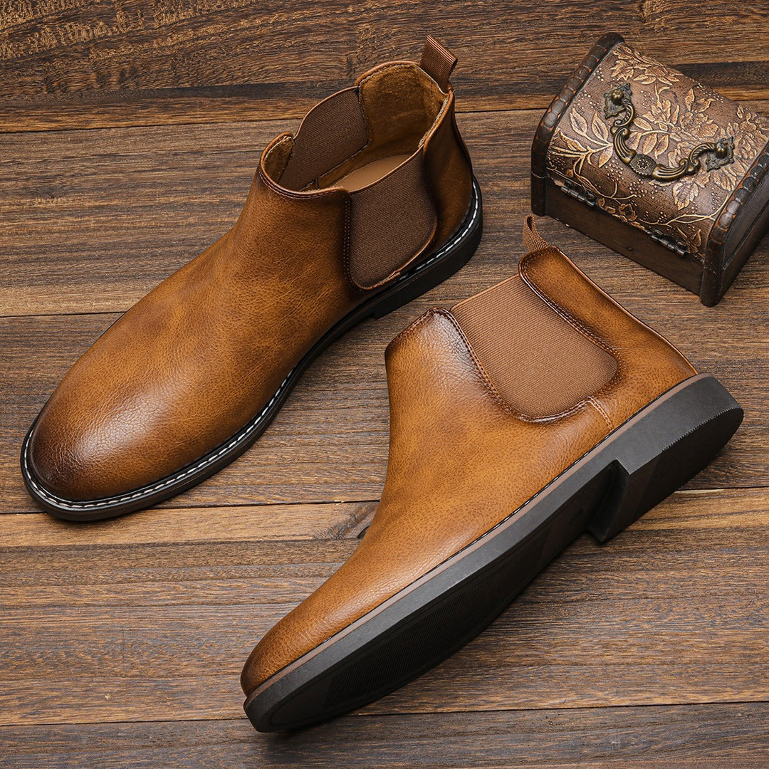 Oliver | Classic Chelsea boots for men