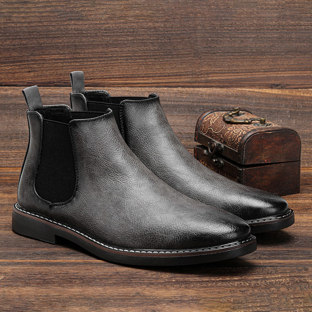 Oliver | Classic Chelsea boots for men