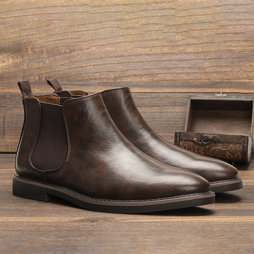 Oliver | Classic Chelsea boots for men