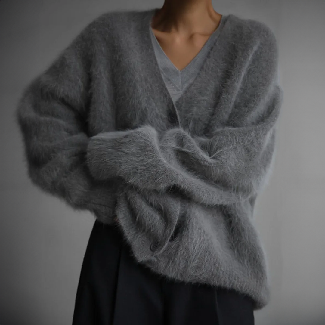 Clara | Luxurious Soft Cashmere Sweater for Women
