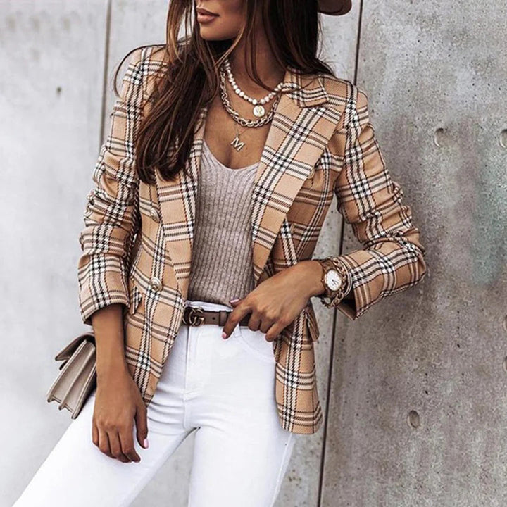 Elegant Women's Blazer for a Sophisticated Look