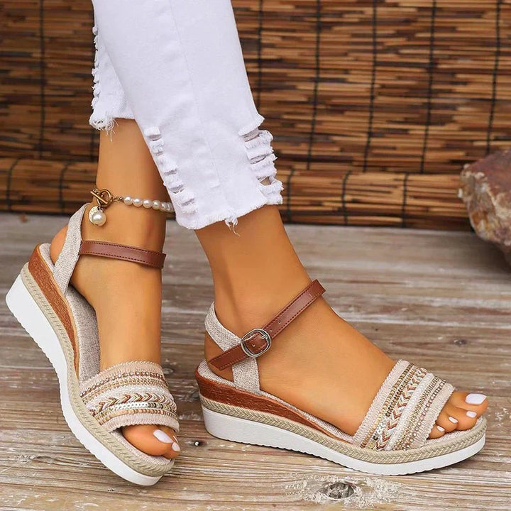 Violet | Chic Coastal Sandals for Sunny Days
