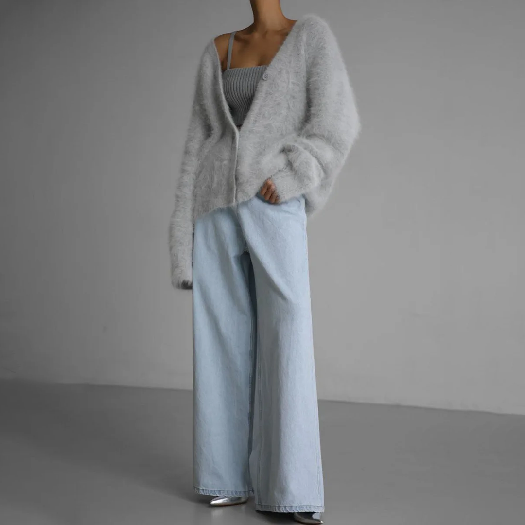 Clara | Luxurious Soft Cashmere Sweater for Women