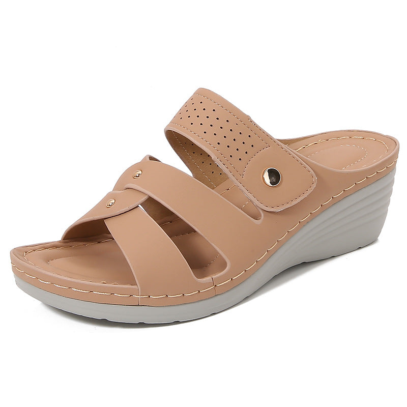 Bonnie | Trendy Studded Sandals with Comfort Sole