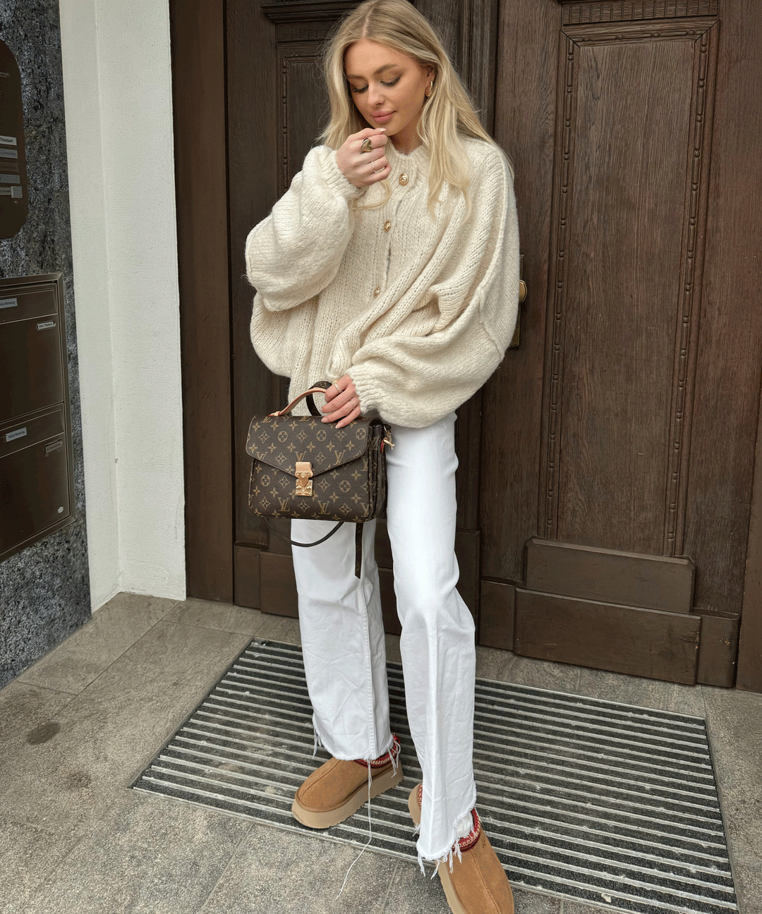 Clara | Beige Oversized Knit Cardigan for Women