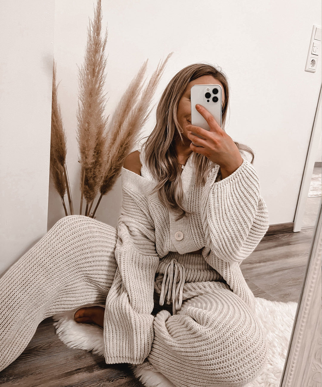 Gia | Elegant Beige Outfit Set