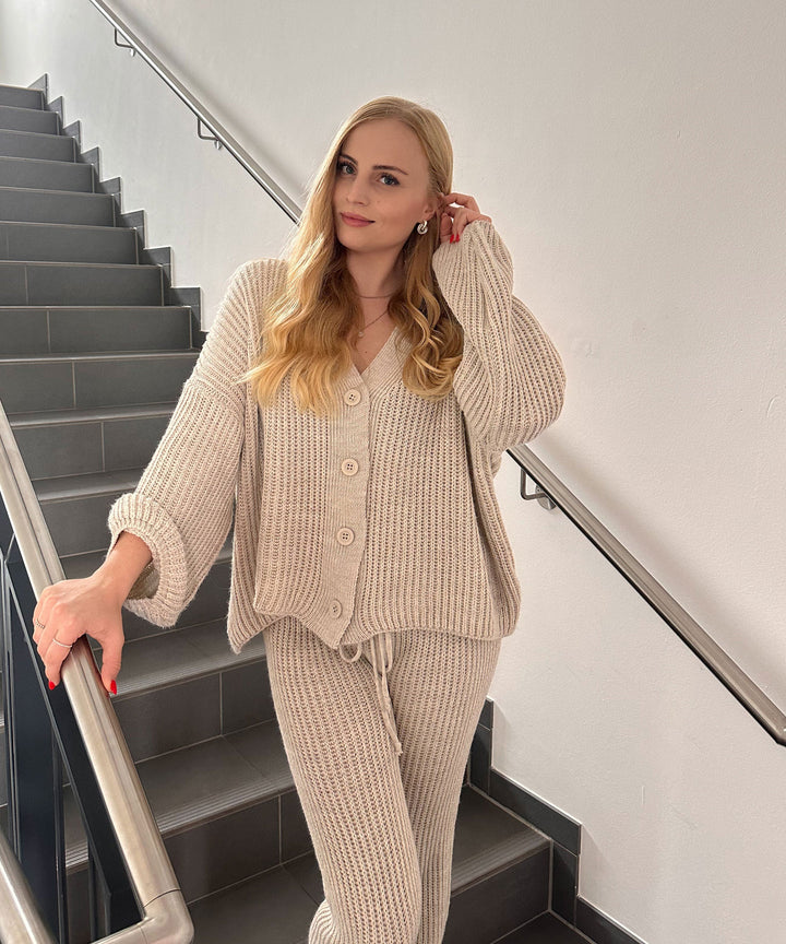 Gia | Elegant Beige Outfit Set