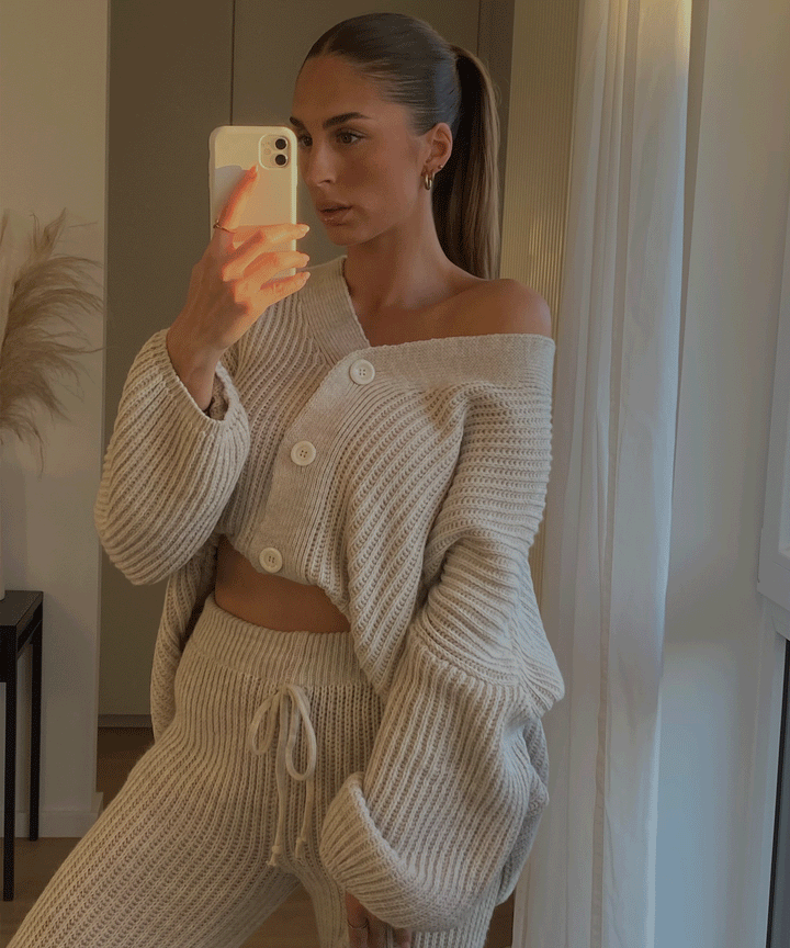 Gia | Elegant Beige Outfit Set