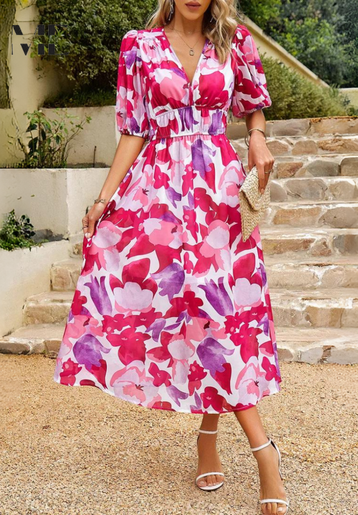 Roxanne | Chic Floral Midi Dress with Flair