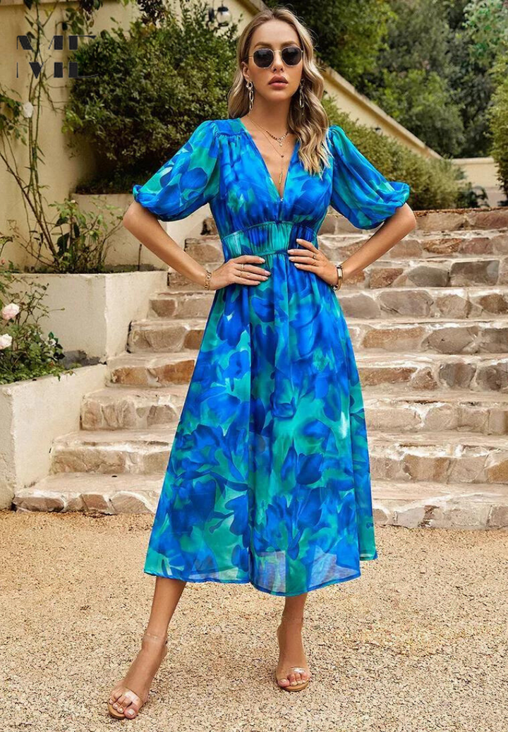 Roxanne | Chic Floral Midi Dress with Flair