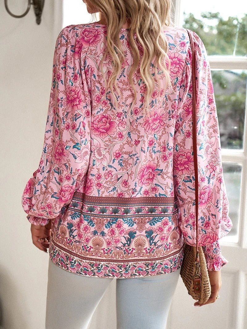 Linda | Chic Floral Top for Sunny Days