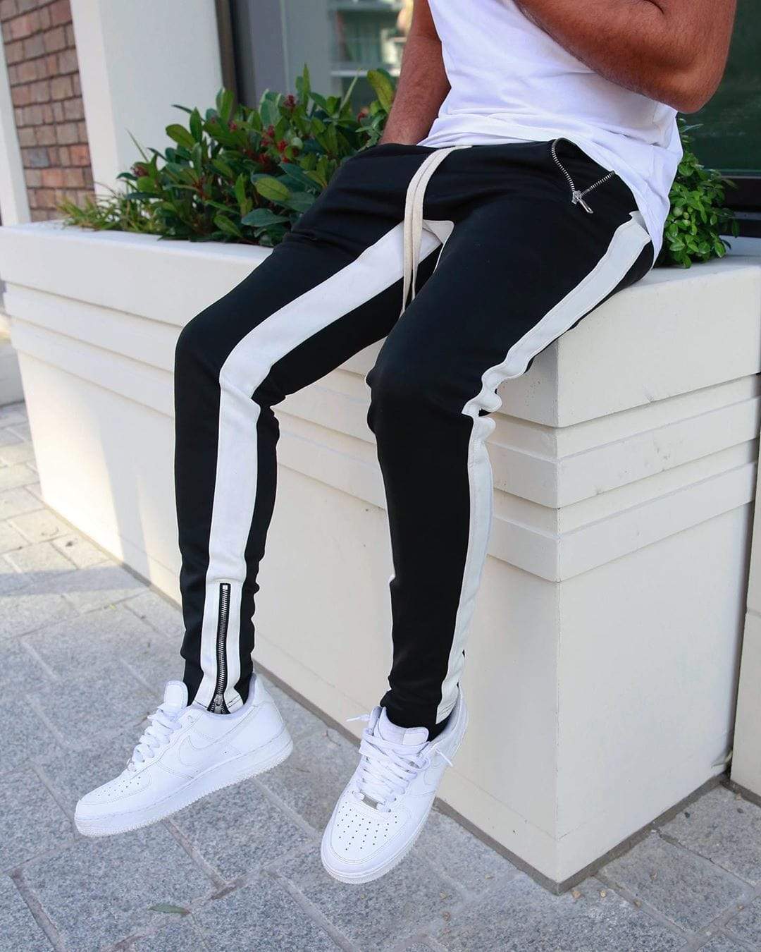Daniel | Men's Striped Joggers for Sports