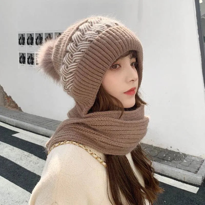Women's Knitted Beanie with Pom-Pom Hood